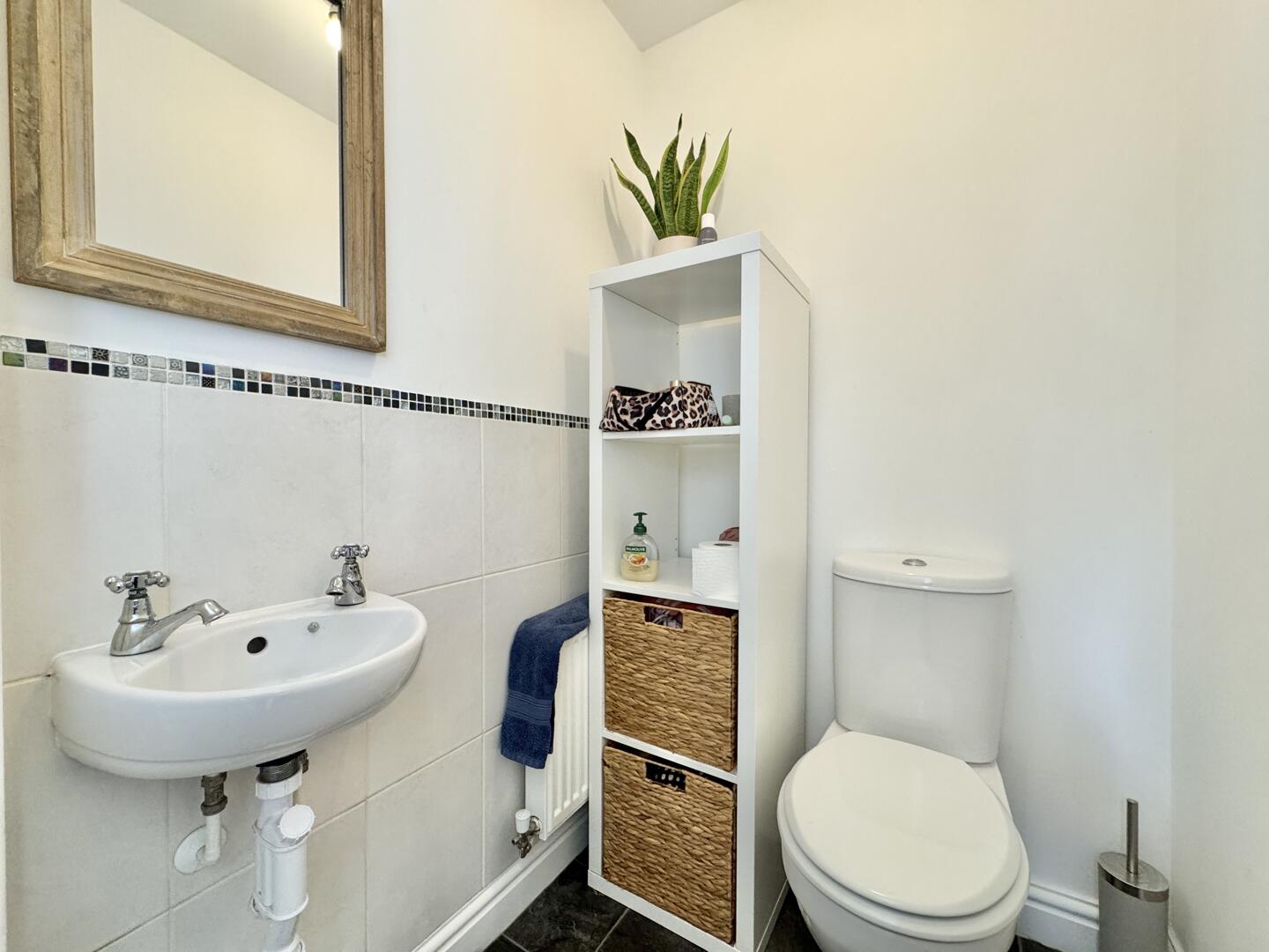 Kew Lastanen, Tinney Drive, Truro